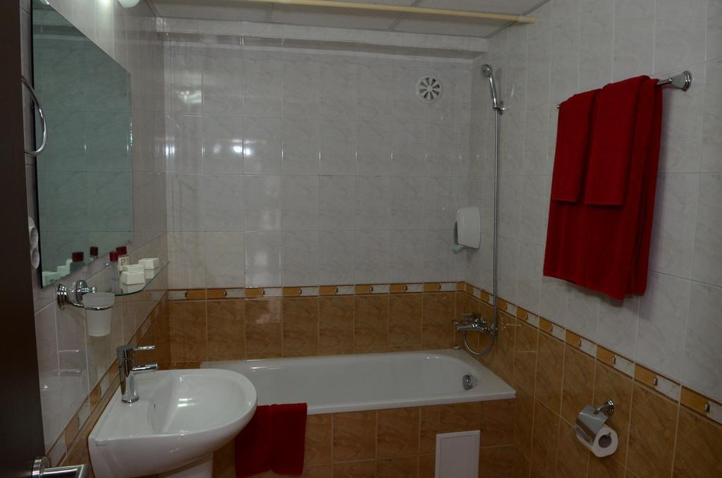 Piri Spa Hotel Bansko Esterno foto